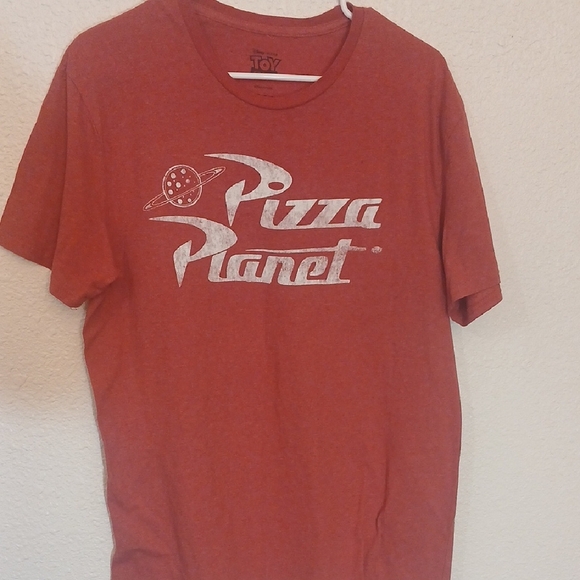Make Offer!  Red Pizza Planet Graphic Tee - Picture 1 of 3
